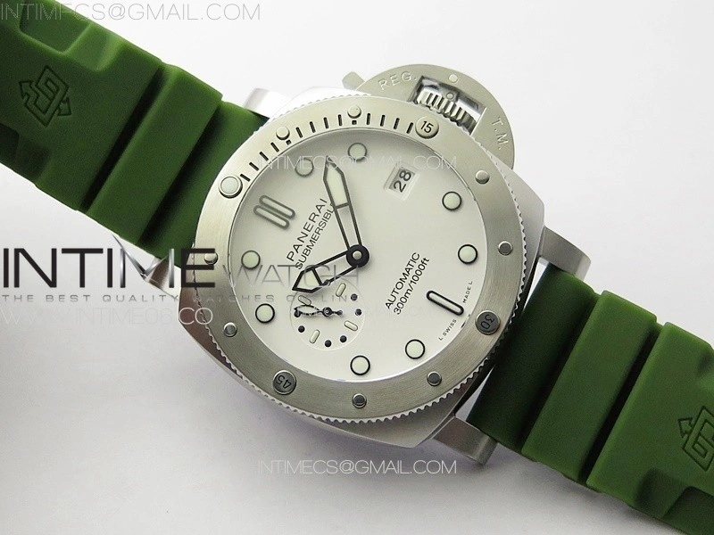 PAM1226 Submersible TTF Best Edition White Dial On Green Rubber Strap P.900 Clone